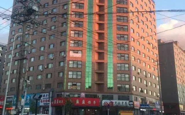 Siping Taotao Apartment