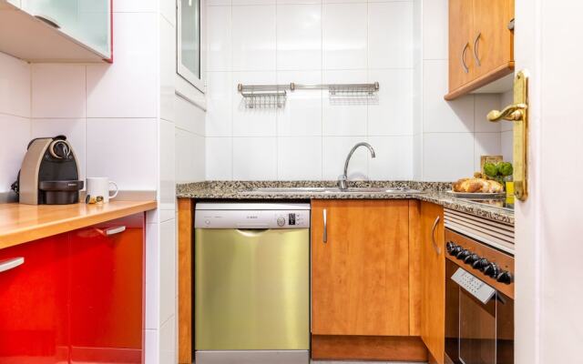 Ab Enric Granados Apartment