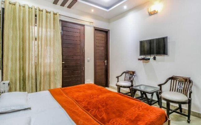 Stay Royal Bed  Breakfast
