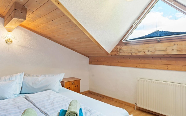 Simplistic Apartment in Fließ near Gachenblick Mountain