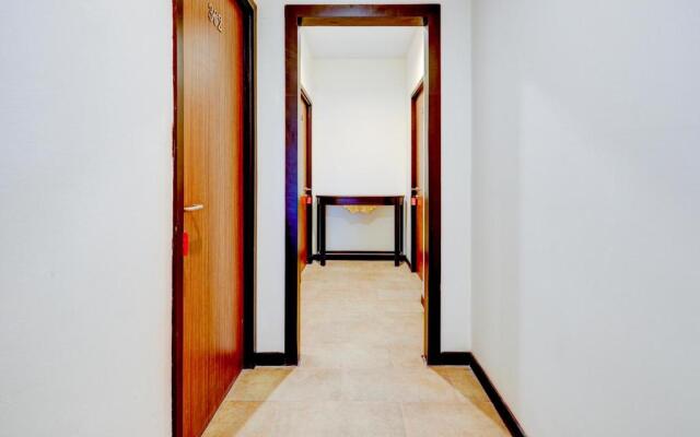 OYO 90351 Hotel Five Star 1