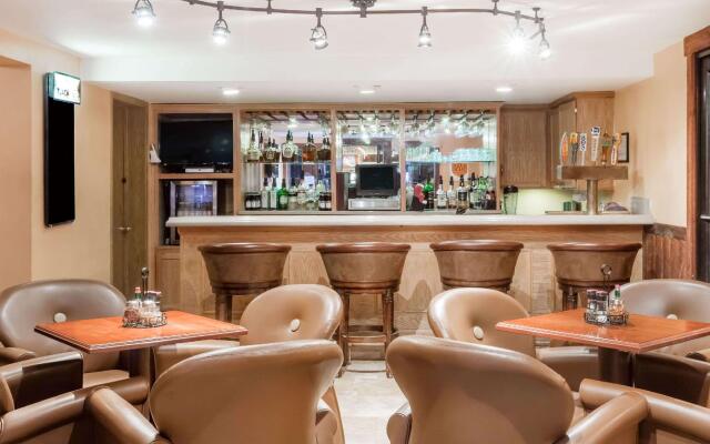 Ramada by Wyndham Ely