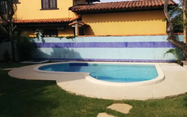 Casa Em Manguinhos