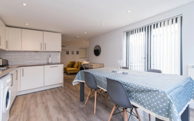 Wilford Lodge - Studio