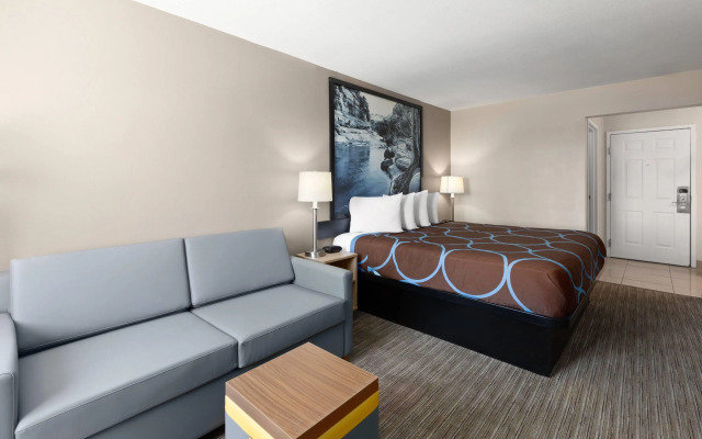 Super 8 by Wyndham Tucson/Grant Road Area AZ