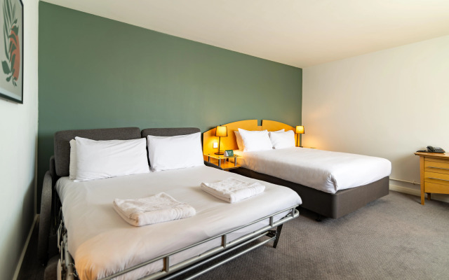 Holiday Inn Ashford North A20 by IHG