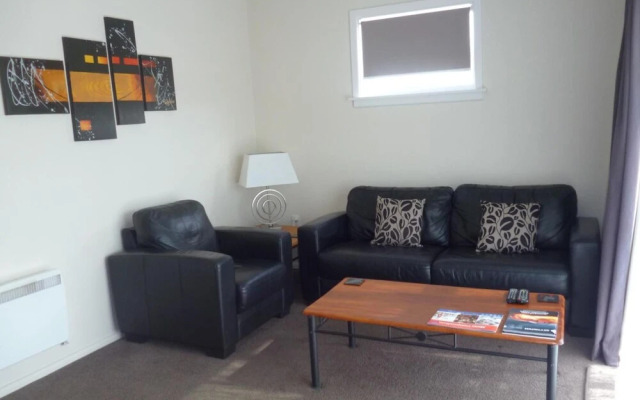 Cashel Court Motel