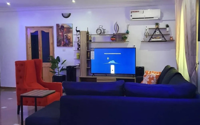 Luxury Sutes And Apartment By Emia Haven