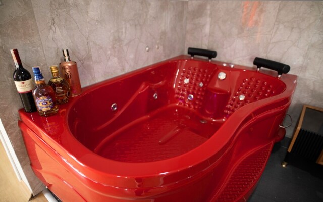 Zoom Hotel
