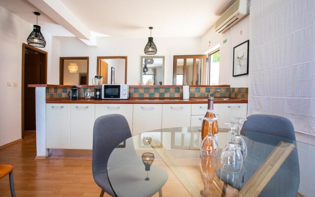 Nice Apartment in Marusici With Wifi and 3 Bedrooms