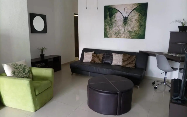 Poolside tranquil apartment in Playa del Carmen