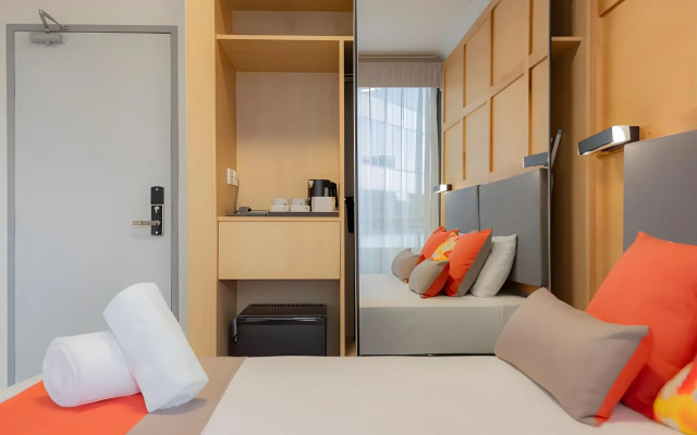 YEHS Hotel Sydney Harbour Suites