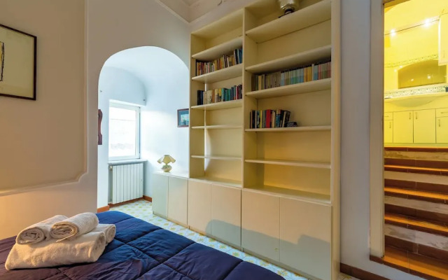 Villa Paola - Hidden Panoramic Garden and Terraces by Napoliapartments