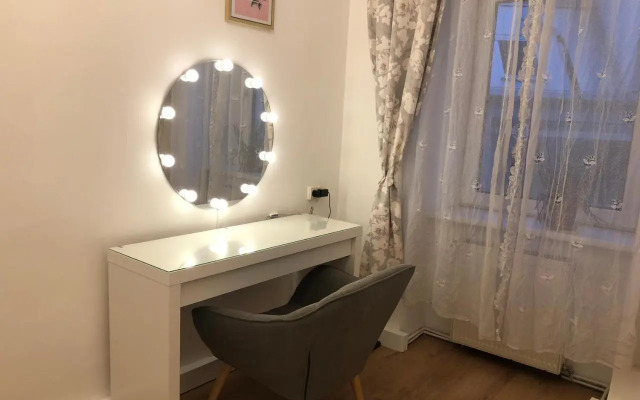 Central Apartment near subway station 2