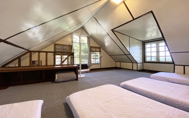 Lily Cottage & Kitchen – Guest Rooms – Ranau