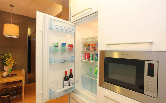 Guangzhou Heefun serviced apartment ( Poly world trading center)