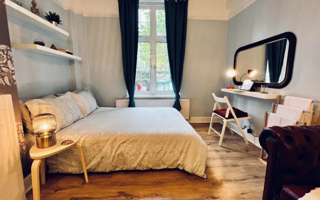 Rest Boutique Notting Hill