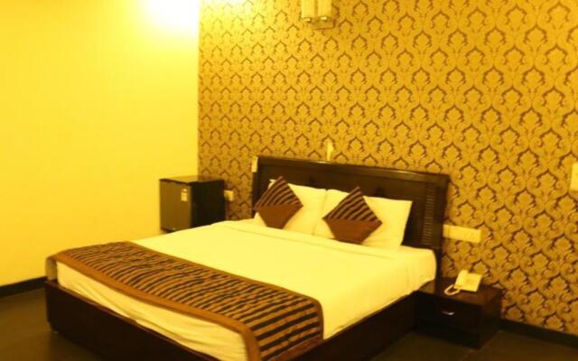 OYO 9030 Hotel Delhi Airport Plaza