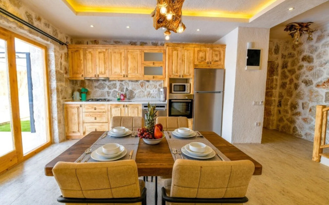 Villa Jet by Akdenizvillam