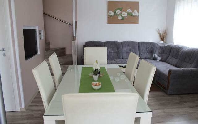 Adria Sun Apartments & More