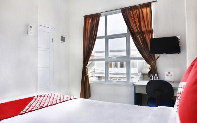 OYO 120 GP Residence