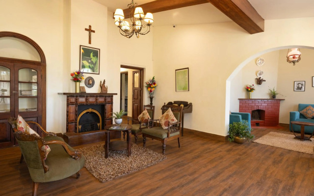 Sherlock Homes  A Heritage Theme Hotel