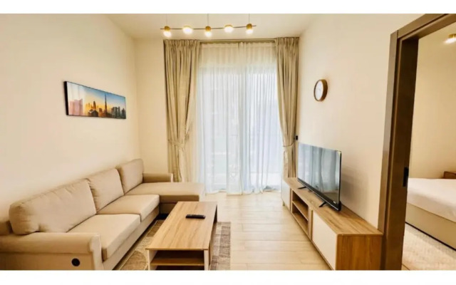 OYO 1291 Home Fully Furnished 1bed Apt