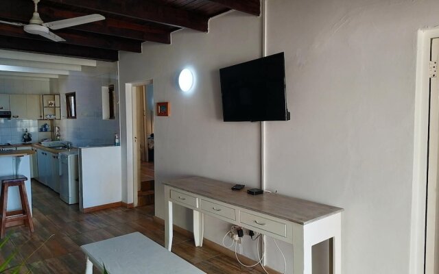 Southern Comfort - On the Pool