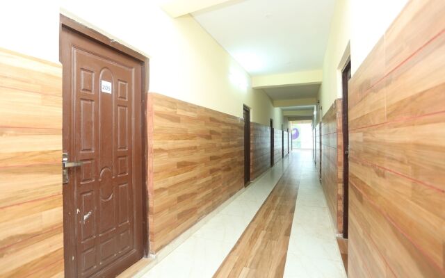 Santosh Residency by OYO Rooms