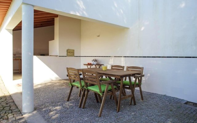 Villa with 4 Bedrooms in Fradelos - Branca, with Private Pool, Terrace And Wifi - 16 Km From the Beach