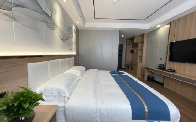 Luntai Lansheng Hotel