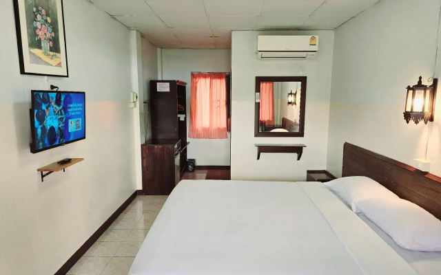 Lanna Thai Guesthouse