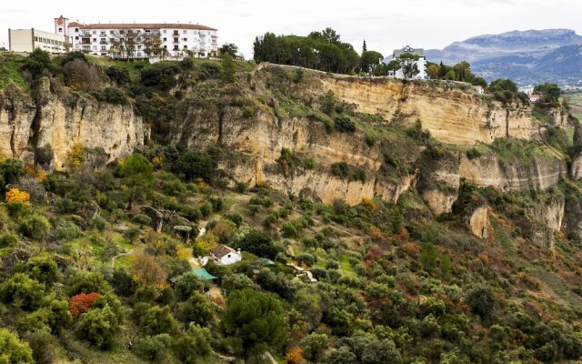 Cozy Holiday Home in Ronda near River