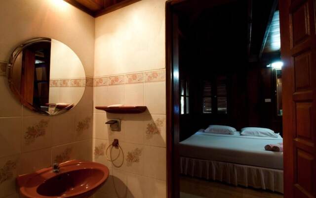 The Jungle House Hotel
