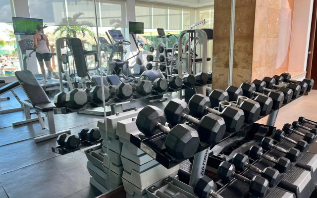 Park Royal Beach Cancún - All Inclusive