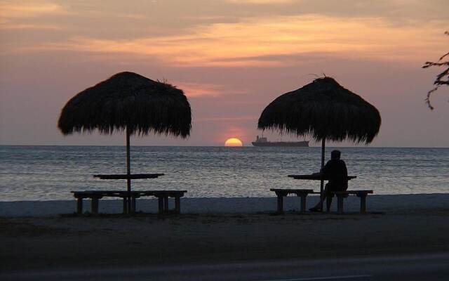 Aruba Beach Villas