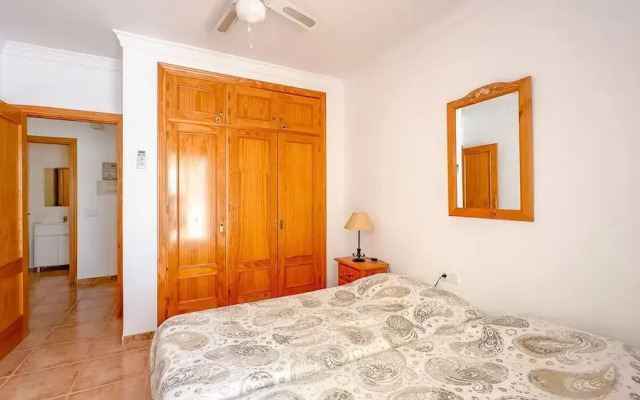 Cd-1941 Two Bedroom Apartment With Patio