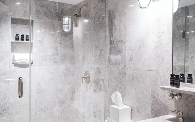 Beacon Hill Hotel