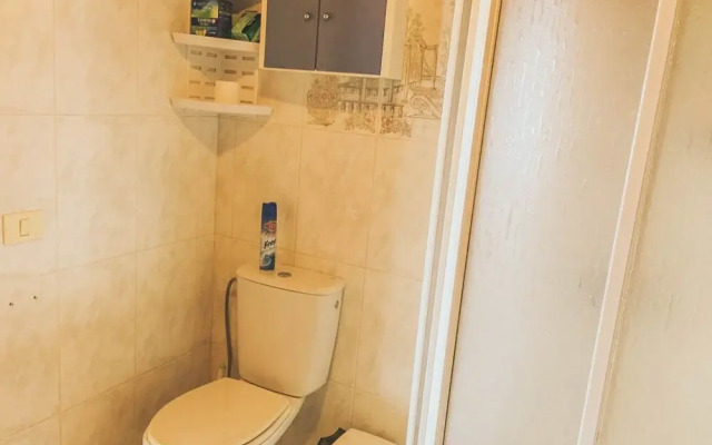 Blue Canary Hostel - Adults Only