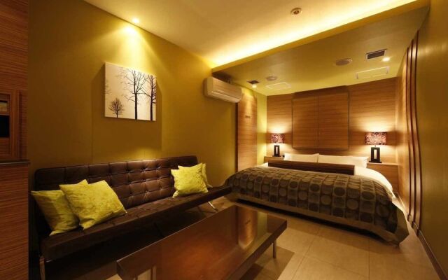 HOTEL VARKIN (Adult Only)