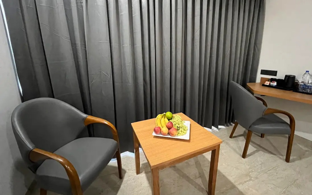 Mastiff Hotel Crystara Jalgaon