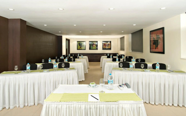 Citrus Hotel Lonavala