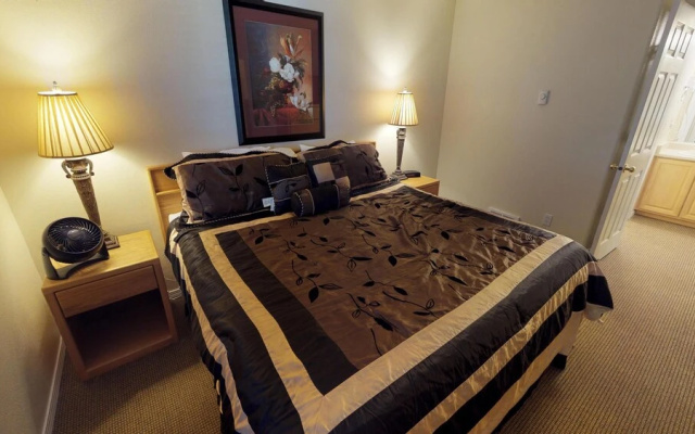 Waters Edge 402