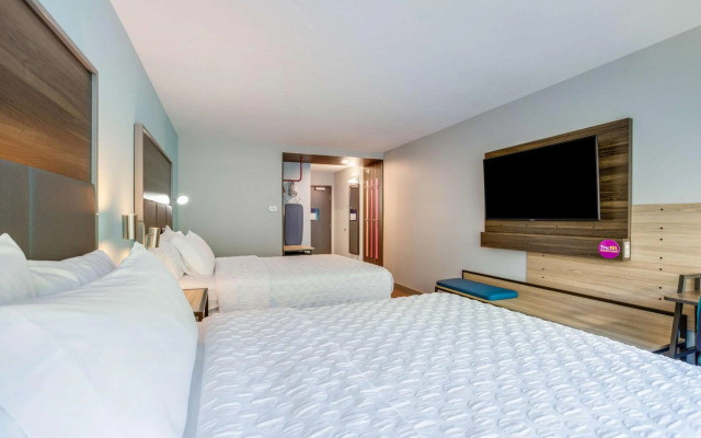 Tru by Hilton Saint Joseph