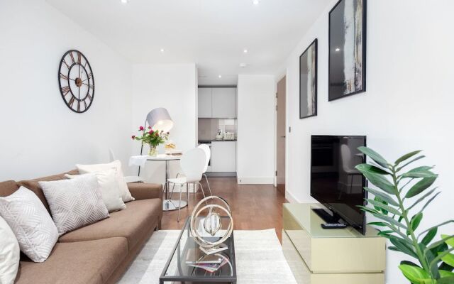 One Commercial Street Apartments