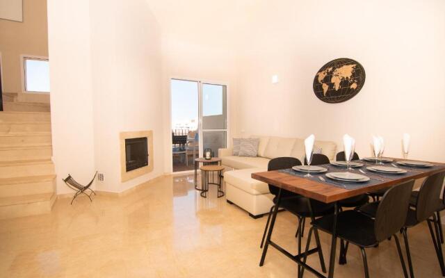 2247-Duplex 3 Bedrooms with 2 Terraces