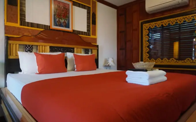 Ruean Mai Chaylay Songkhla