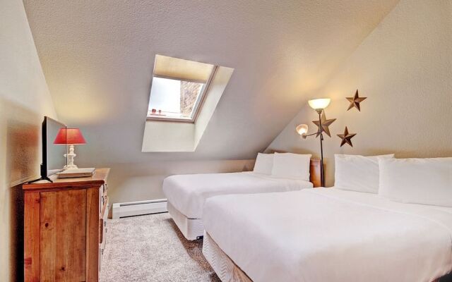 River Mtn Lodge W322