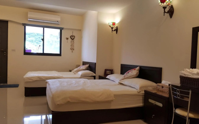 Light Dew Bed and Breakfast