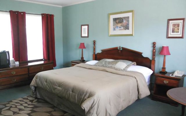 Vinehurst Inn And Suites
